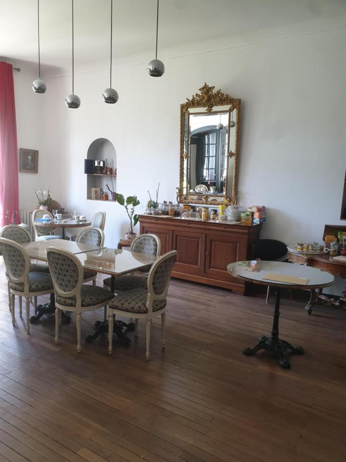 Chateau De Champblanc Privatunterkunft *