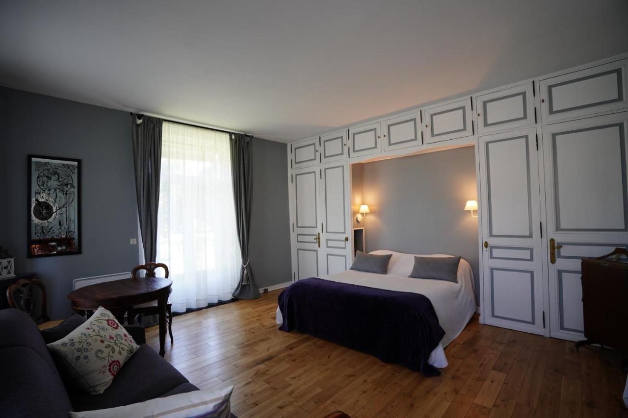 Chateau De Champblanc * Cherves-de-Cognac