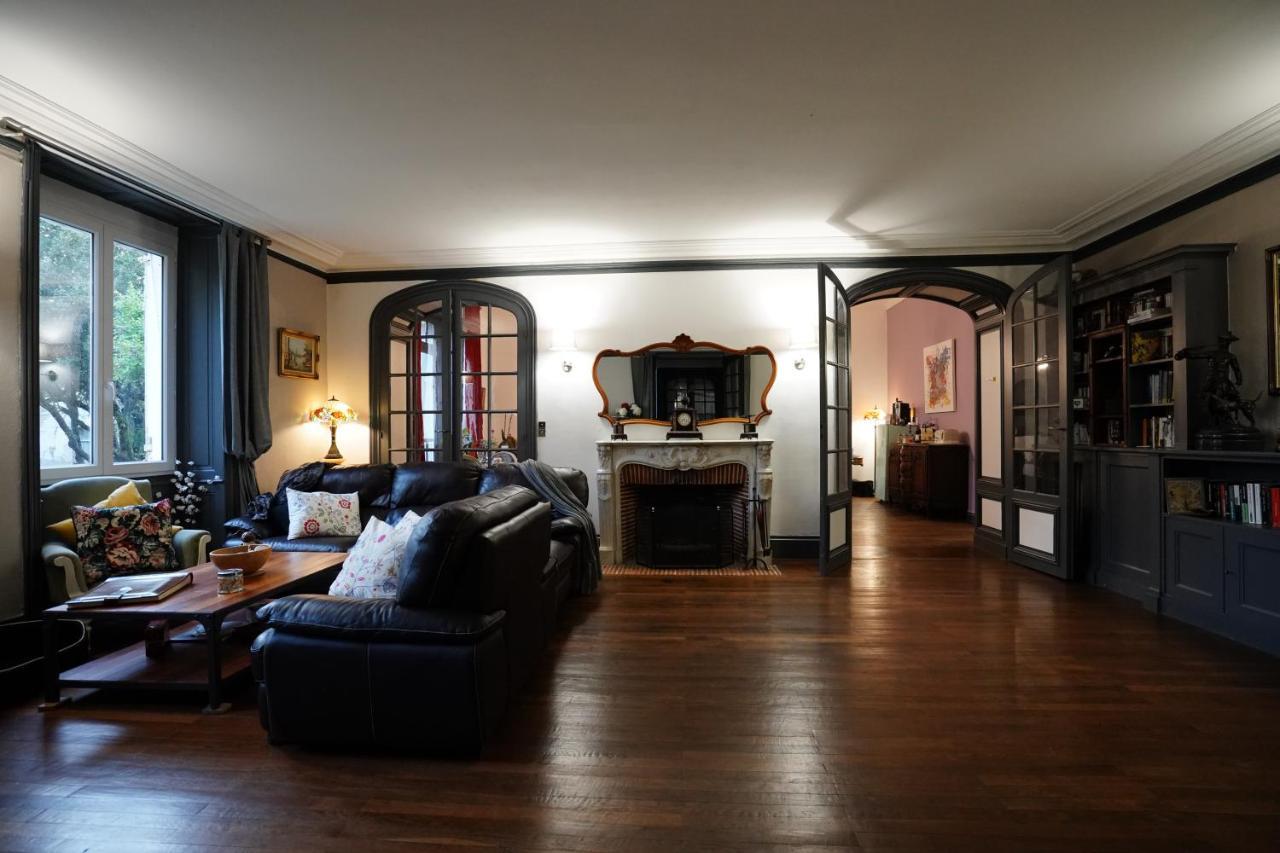Chateau De Champblanc